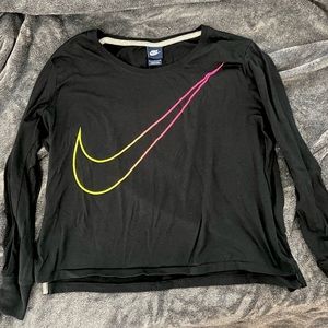Nike Cropped Long Sleeve Tee